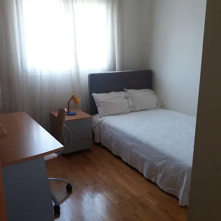Apartamento Modern Flat In